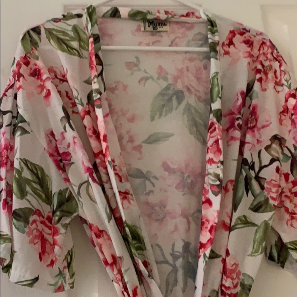 Floral Robe - Picture 5 of 6